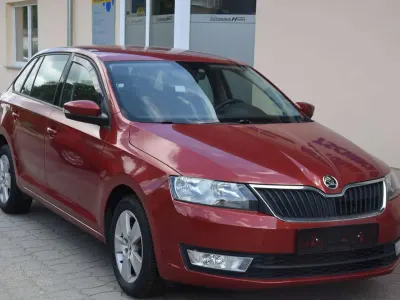 Gebraucht Skoda Rapid Ambition 110 PS (80 kW) 2016 Rio rot metalic Kleinwagen