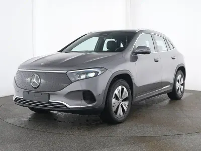 Gebraucht Mercedes EQA300 Progressive 167 kW (228 PS) 2025 Grau SUV