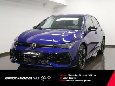 Gebraucht VW Golf VIII R-line 150 PS (110 kW) 2026 Blau Limousine