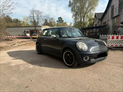 Gebraucht Mini Cooper 120 PS (88 kW) 2007 Schwarz Kleinwagen