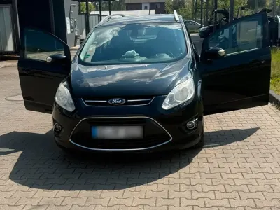 Gebraucht Ford Grand C-Max 95 PS (69 kW) 2012 Schwarz Van / Kleinbus