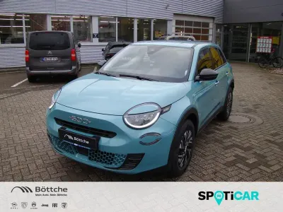 Gebraucht Fiat 125 110 PS (80 kW) 2024 Blau SUV