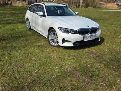 Gebraucht BMW 330 Sport Line 265 PS (194 kW) 2020 Weiß Kombi