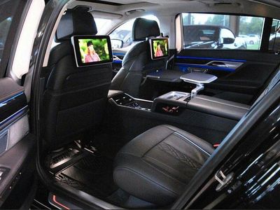 BMW 740L