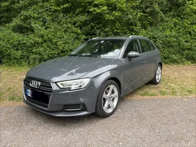 Używany Audi A3 116 KM (85 kW) 2019 Szary Sedan/Limuzyna