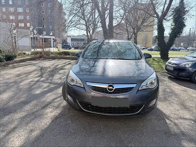 Usata Opel Astra 100 CV (73 kW) 2010 Grigio Utilitaria