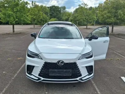 Gebraucht Lexus RX500h Sport Line 371 PS (272 kW) 2023 Weiß SUV