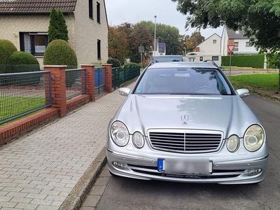 Mercedes E500