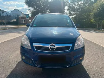 Gebraucht Opel Zafira 110 PS (80 kW) 2008 Blau Van / Kleinbus
