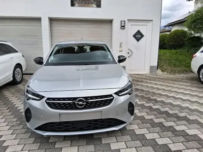 Gebraucht Opel Corsa Elegance 101 PS (74 kW) 2022 Kristall silbermetallic (metallic) Kleinwagen