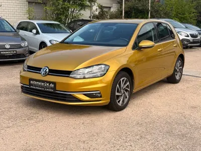 Gebraucht VW Golf VII Sound 125 PS (91 kW) 2018 Gelb Limousine