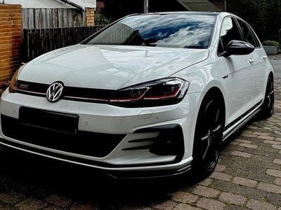Weiß Gebraucht 2018 VW Golf VII GTI Limousine | 23.000 € (Etwas zu teuer)