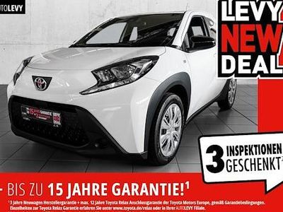 Weiß (schneeweiss 040) Neu 2025 Toyota Aygo X Business Edition SUV | 18.629 € (Guter Preis)