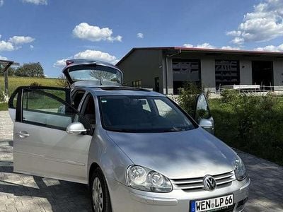 Grau Gebraucht 2006 VW Golf V Goal Kleinwagen | 2.000 € (Guter Preis)