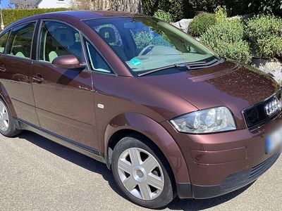 Gebraucht Audi A2 75 PS (55 kW) 2002 Rot Kleinwagen