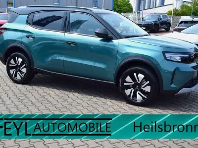 Nuova Opel Frontera 145 CV (106 kW) 2026 Verde SUV