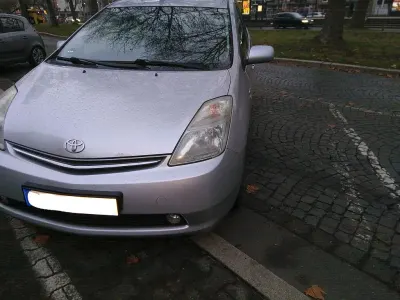 Gebraucht Toyota Prius 111 PS (81 kW) 2008 Silber Kleinwagen