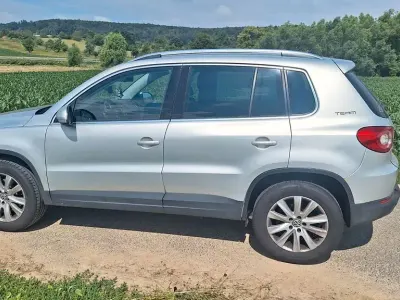 Gebraucht VW Tiguan Sportline 140 PS (102 kW) 2010 Silber SUV