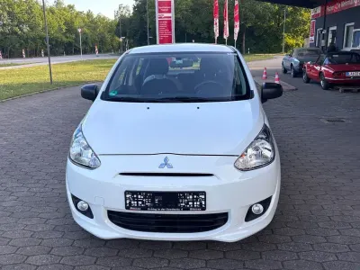 Gebraucht Mitsubishi Space Star Classic Collection 71 PS (52 kW) 2014 Weiß Van / Kleinbus