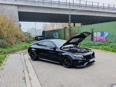 Mercedes C63 AMG