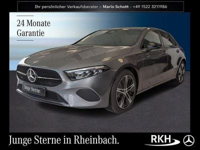 Gebraucht Mercedes A180 Night 136 PS (100 kW) 2025 Grau Limousine