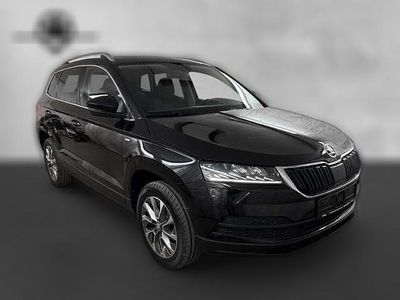 Schwarz metallic Gebraucht 2022 Skoda Karoq Clever SUV | 22.610 € (Fairer Preis)