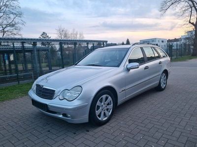 gebraucht Mercedes C180 Kompr. RENTNER *TÜV NEU * AHK