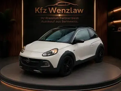 Gebraucht Opel Adam Rocks 116 PS (85 kW) 2015 Weiß Kleinwagen