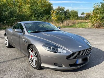 Aston Martin DB9