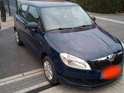 Gebraucht Skoda Fabia 60 PS (44 kW) 2013 Blau Kleinwagen