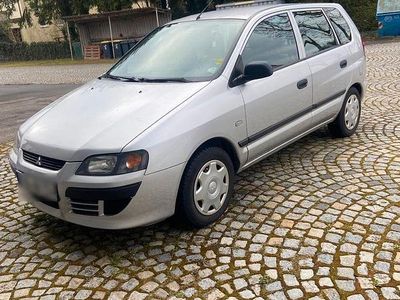 Gebraucht Mitsubishi Space Star Comfort Edition 82 PS (60 kW) 2003 Silber Van / Kleinbus
