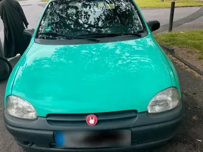 Gebraucht Opel Corsa 90 PS (66 kW) 1995 Grün Kleinwagen