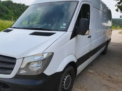 Gebraucht Mercedes Sprinter 163 PS (119 kW) 2018 Weiß Van