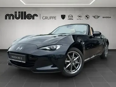 Second-hand Mazda MX5 Kazari 132 CP (97 kW) 2025 Negru Cabrio