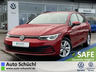 Gebraucht VW Golf VIII Life 116 PS (85 kW) 2021 Kings red metallic Kombi