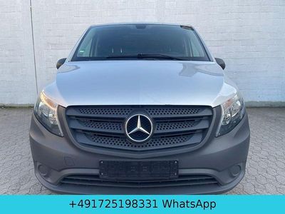 Gebraucht Mercedes Vito 163 PS (119 kW) 2017 Silber Van