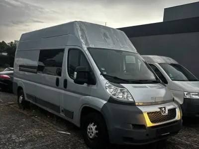 Gebraucht Peugeot Boxer 120 PS (88 kW) 2010 Silber Van