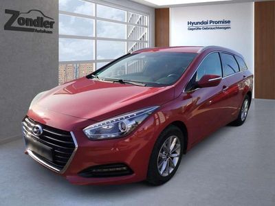 Gebraucht Hyundai i40 Trend 141 PS (103 kW) 2018 Mic (rot Kombi