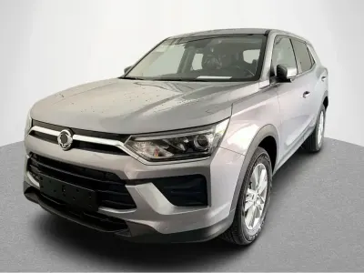 Neu KGM Korando 163 PS (119 kW) 2026 Grau SUV
