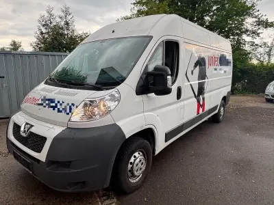 Gebraucht Peugeot Boxer Avantage 131 PS (96 kW) 2014 Weiß Van