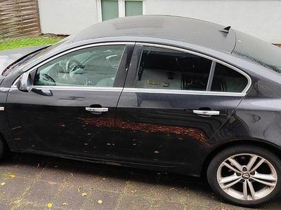 Schwarz Gebraucht 2010 Opel Insignia Innovation Limousine | 3.250 € (Fairer Preis)