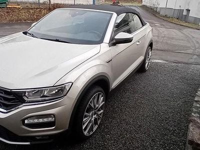 Gebraucht VW T-Roc Cabriolet Active 110 PS (80 kW) 2021 Silber Cabrio