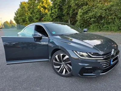 Gebraucht VW Arteon R-line 190 PS (139 kW) 2018 Grau Kleinwagen