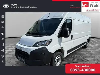 Gebraucht Toyota Proace 140 PS (102 kW) 2024 Icy white Van / Kleinbus