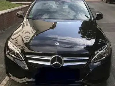 Gebraucht Mercedes C200 184 PS (135 kW) 2018 Schwarz Limousine