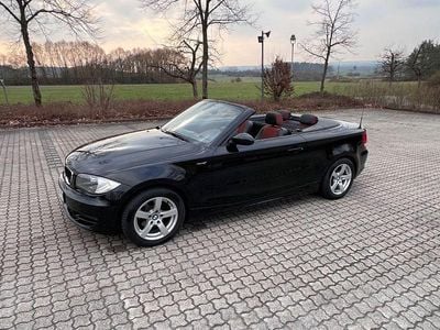 Gebraucht BMW 118 Cabriolet Sport Line 143 PS (105 kW) 2009 Schwarz Cabrio