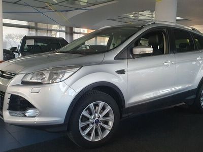 gebraucht Ford Kuga Titanium/4WD/AHK/Navi/Temp/SHZ/EU6/Parkassi