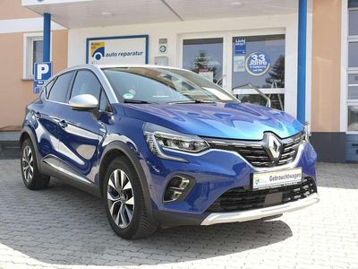 Gebraucht Renault Captur Intens 101 PS (74 kW) 2020 Blue rqh + grey kqa SUV