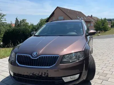 Gebraucht Skoda Octavia Style 150 PS (110 kW) 2016 Braun Kombi