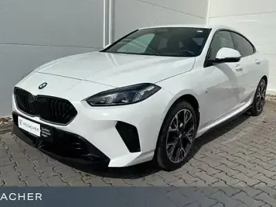 Używany BMW 220 M Sport 170 KM (125 kW) 2025 Biały Coupe